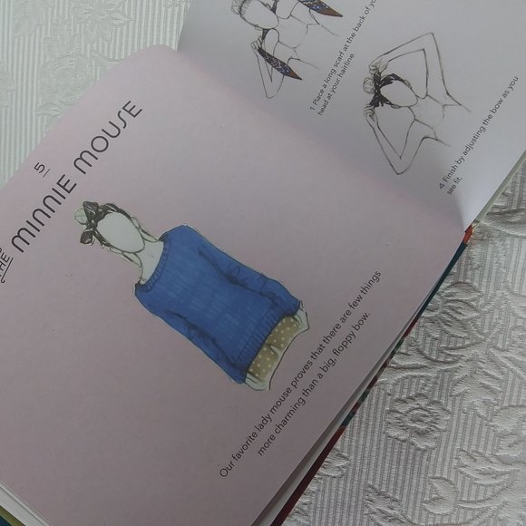 Chronicle Books | 50 Ways To Wear A Scarf | VGC - Picture 3 of 5